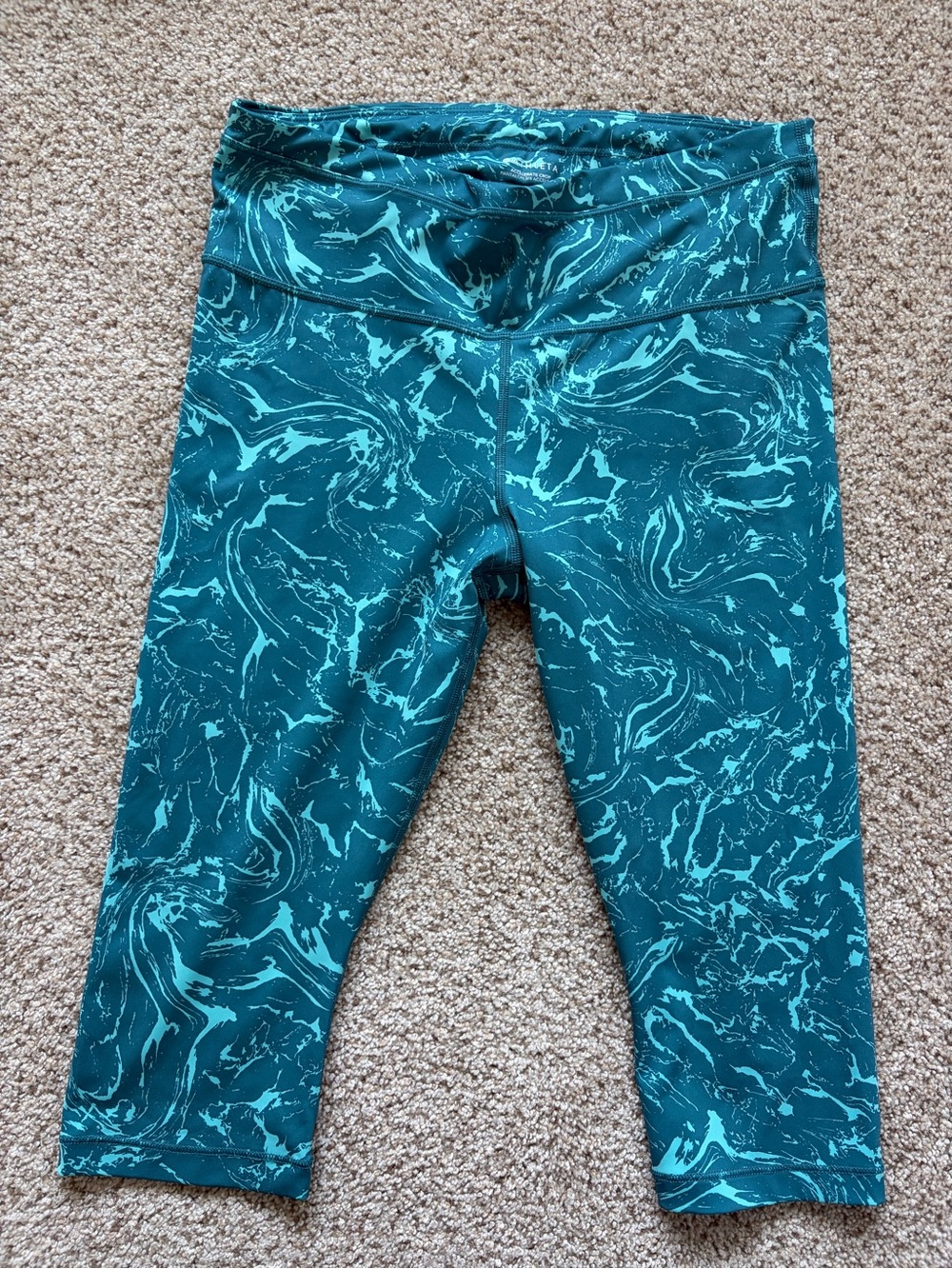Athleta Women's Size L Accelerate Crop 3/4 Leggings Teal Marble Print